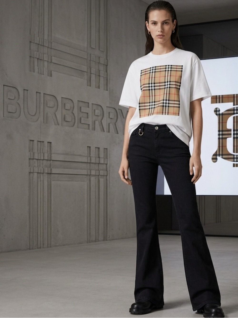 Authentic Burberry luxury designer black bootcut signature denim jeans sz 27